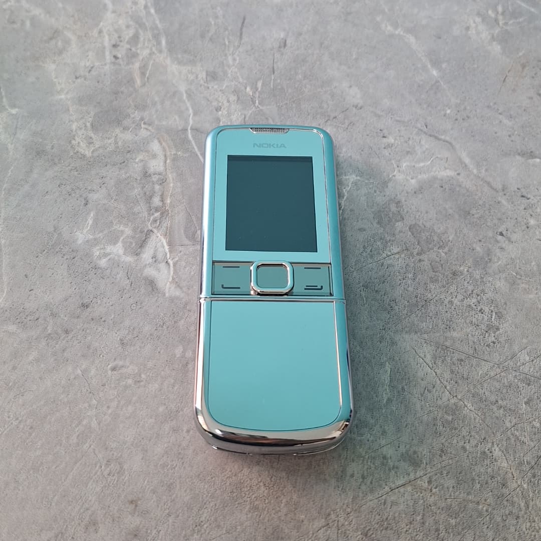 گوشی ساده نوکیا 8800 رنگ سیلور (نقره ای)